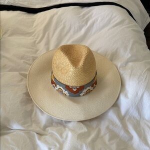 Stylish Straw Hat with Floral Band